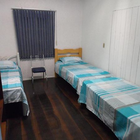 Austria Hostel & Pousada Blumenau Quarto foto