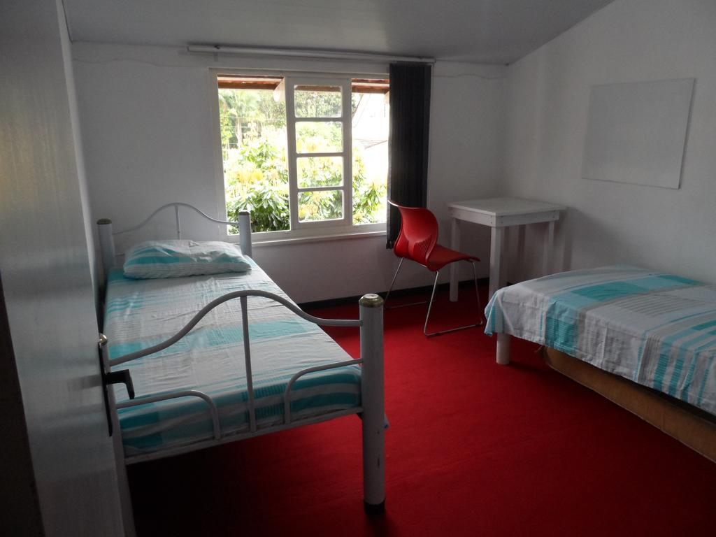 Austria Hostel & Pousada Blumenau Quarto foto