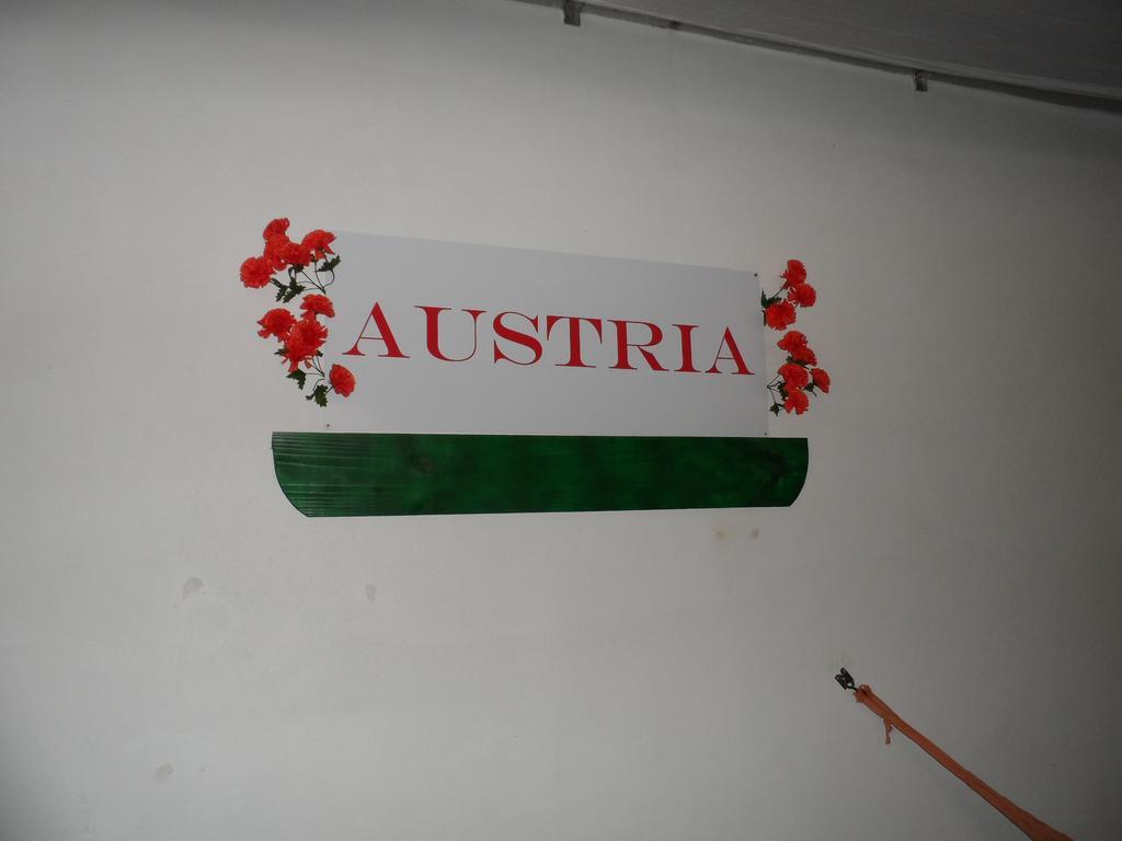 Austria Hostel & Pousada Blumenau Exterior foto